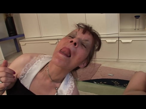 ❤️ Dve babičky a jeden dedko majú trojku ️❌ Šukanie video na nás sk.porno-flix.ru ❤